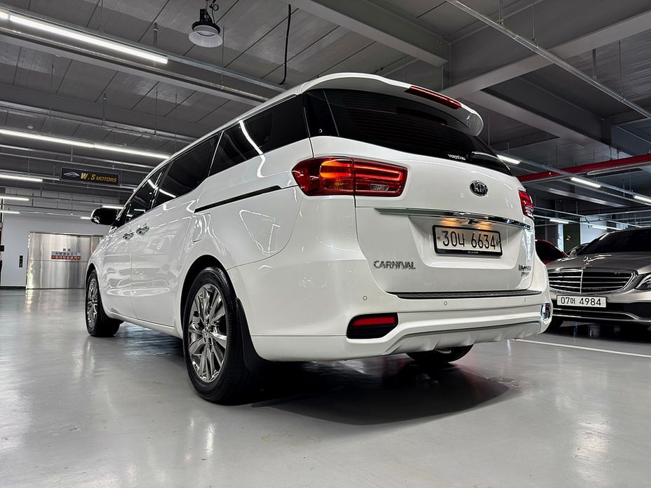 Kia Canival 2019