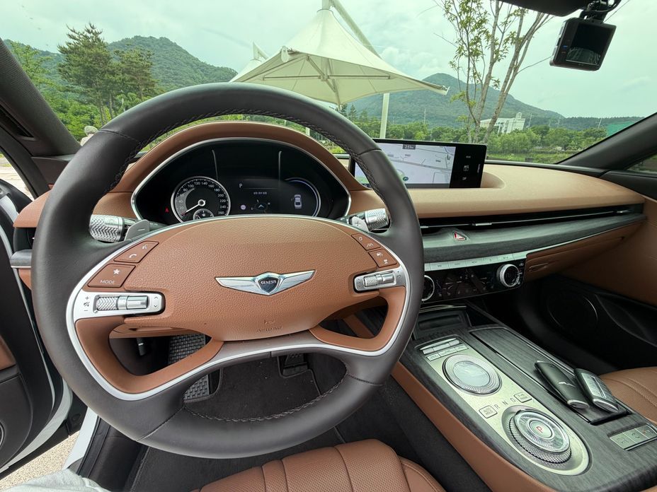 Genesis G80 2022