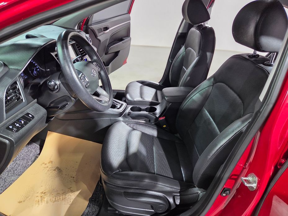 Hyundai AVANTE 2019