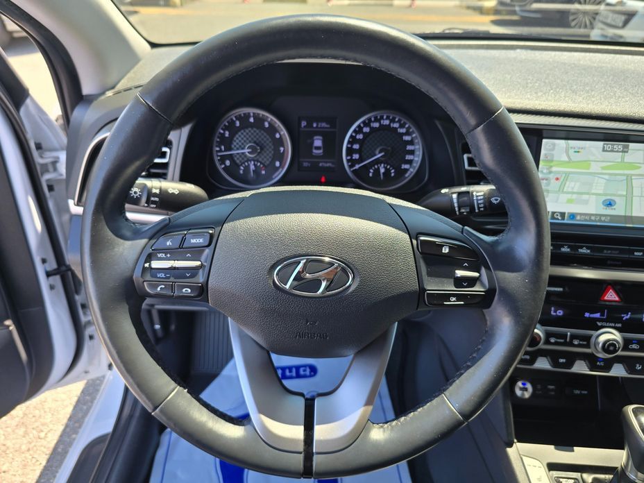 Hyundai AVANTE 2020