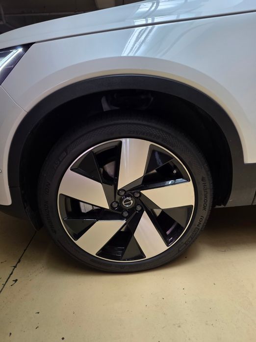 Volvo C40 2024