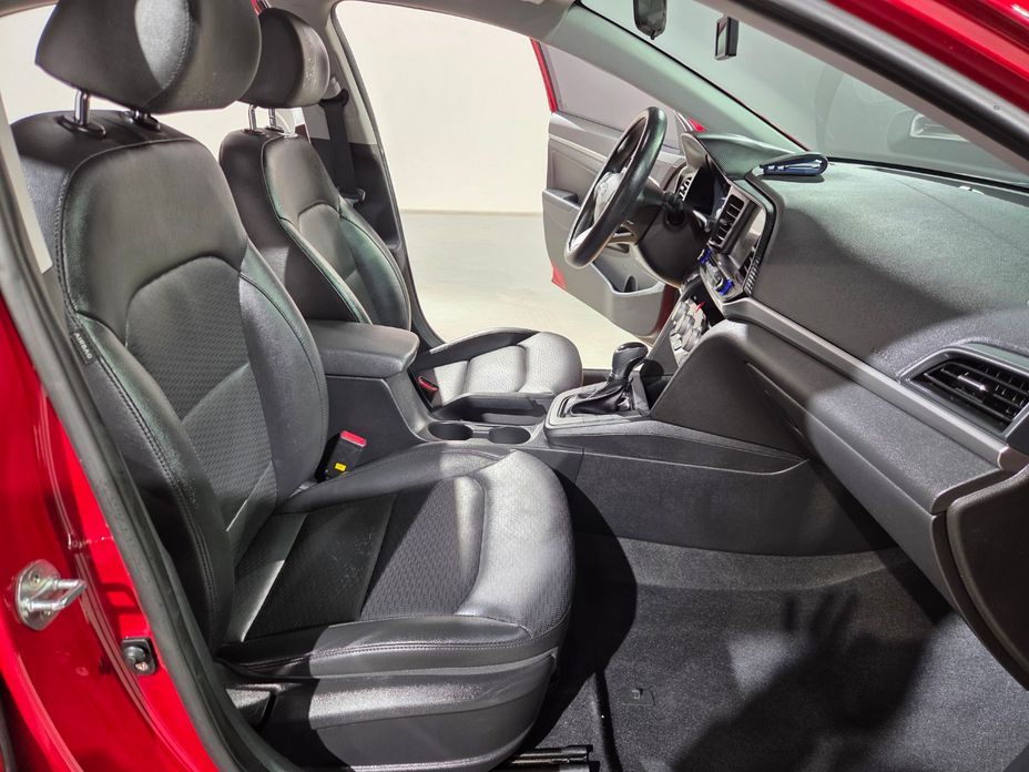 Hyundai AVANTE 2019