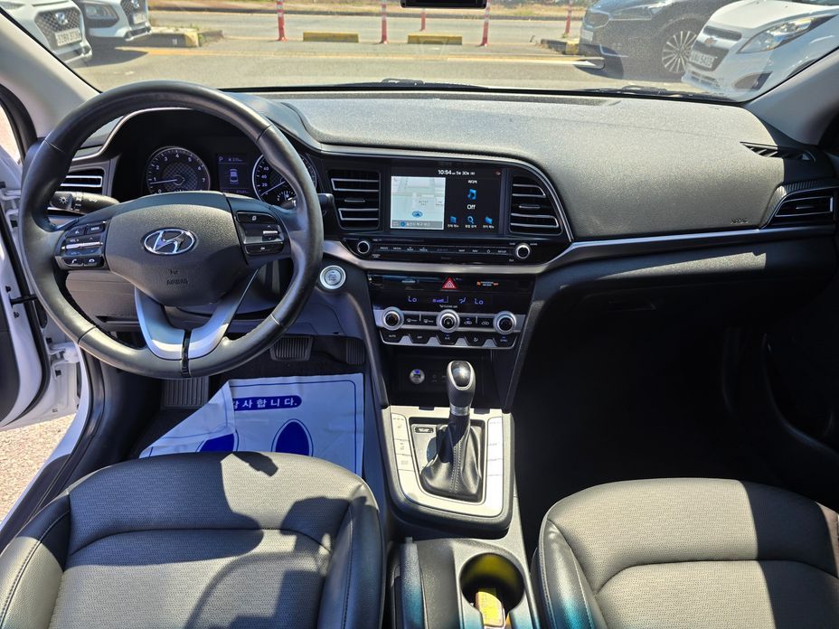 Hyundai AVANTE 2020