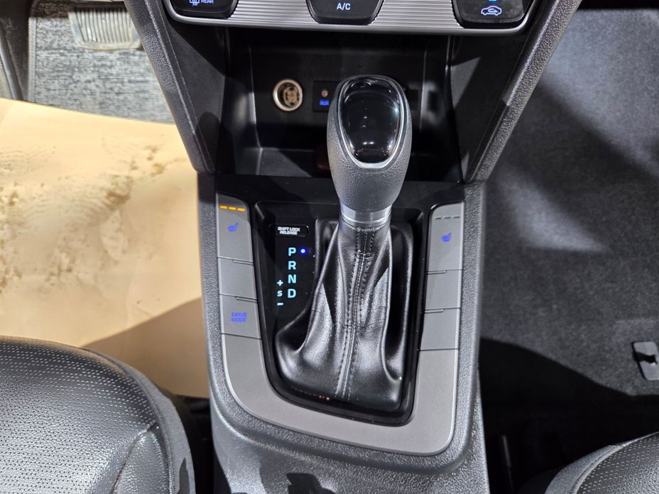 Hyundai AVANTE 2019