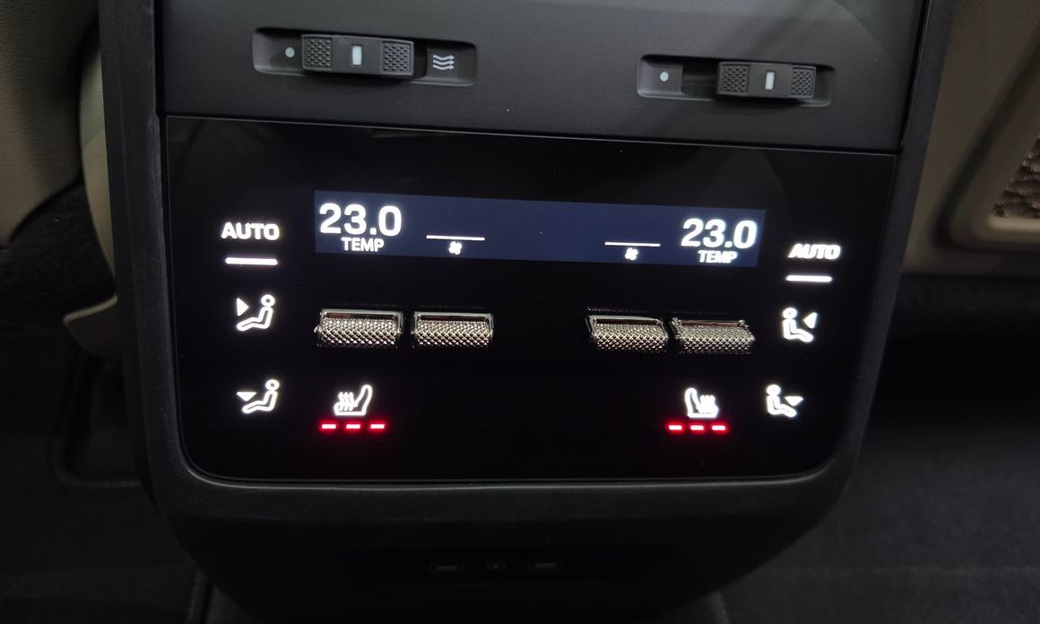 Porsche Macan 2025