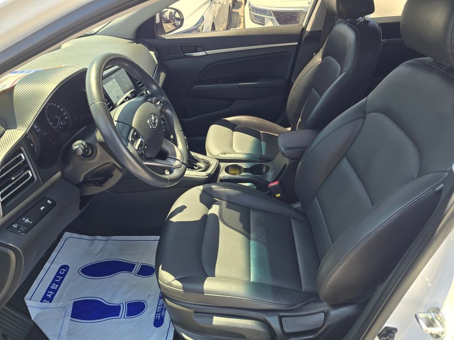 Hyundai AVANTE 2020