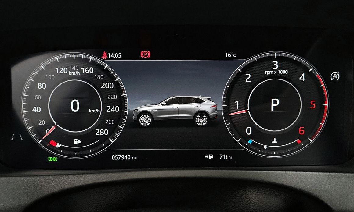 Jaguar F-PACE 2019