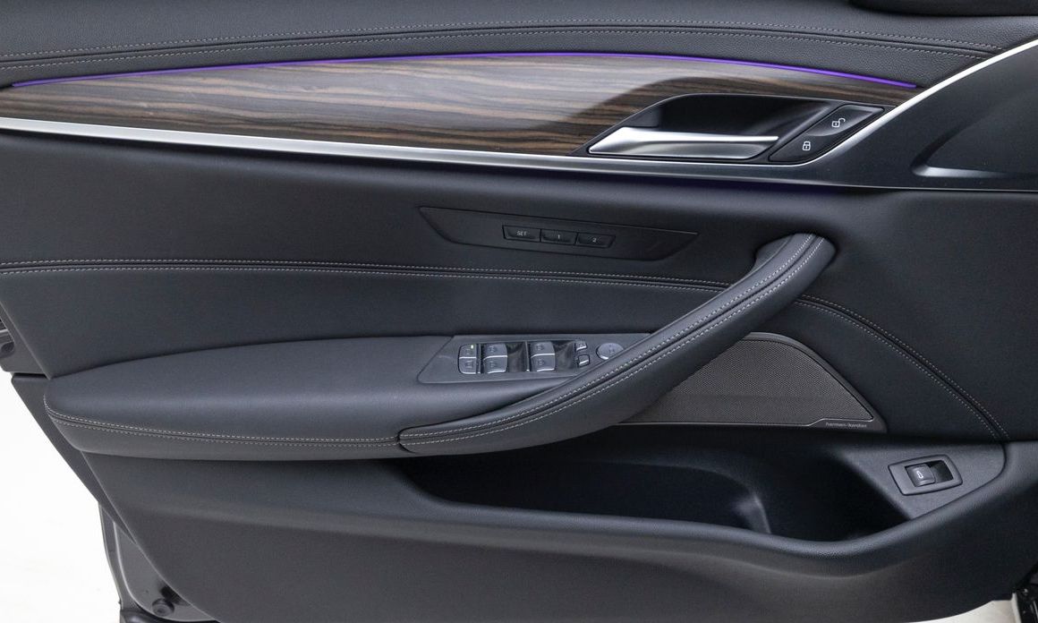BMW 5-Series 2022
