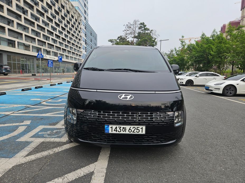 Hyundai Staria 2023