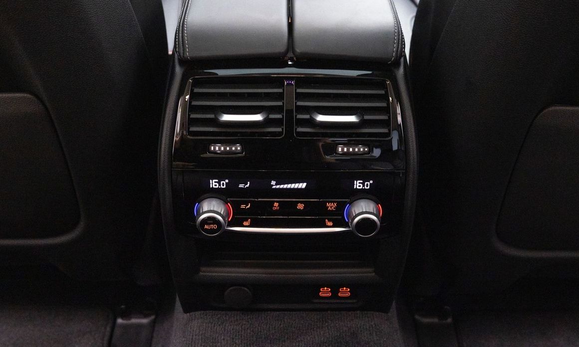 BMW 5-Series 2022