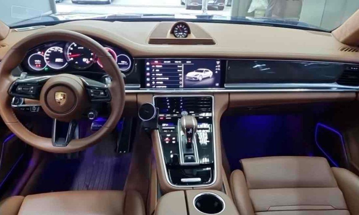 Porsche Panamera 2023