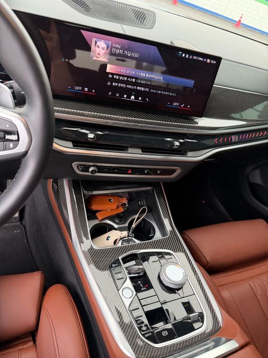 BMW X7 2025