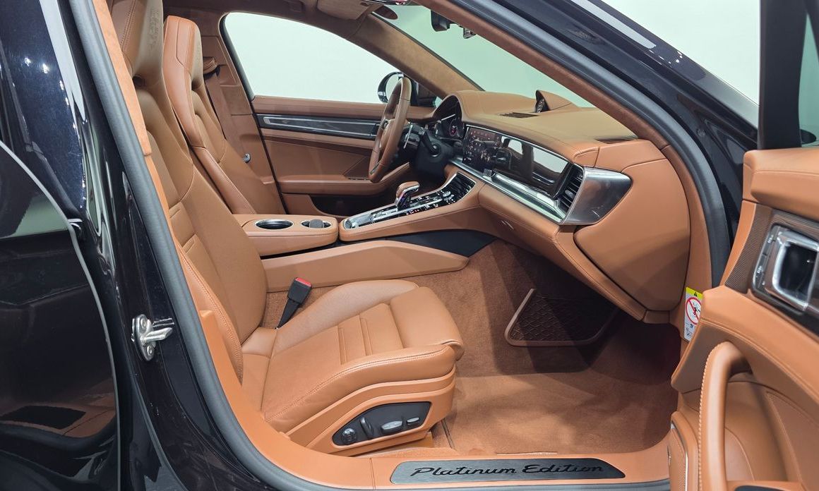 Porsche Panamera 2023