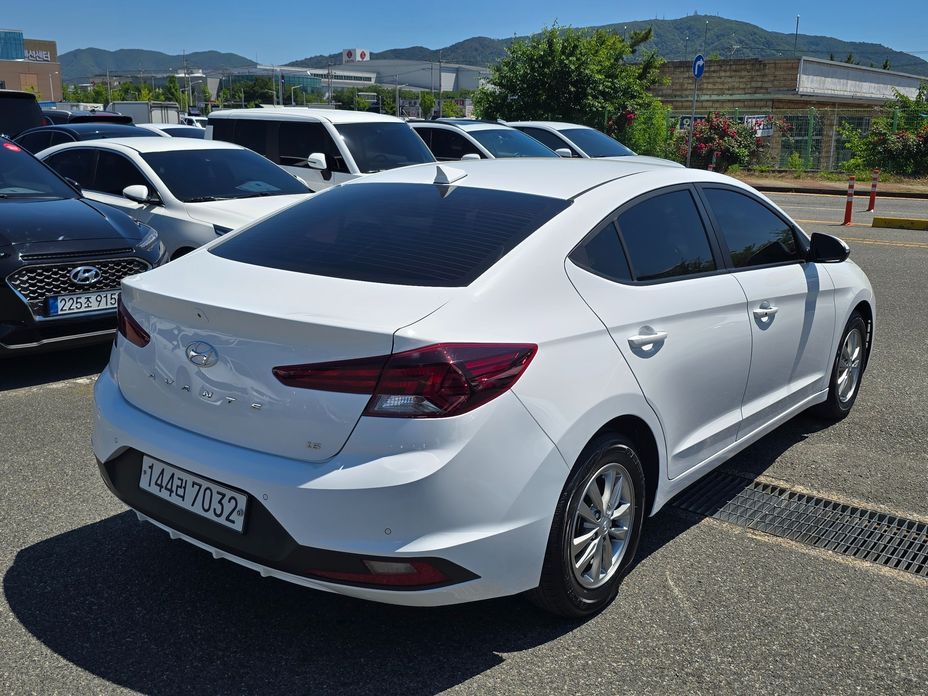 Hyundai AVANTE 2020