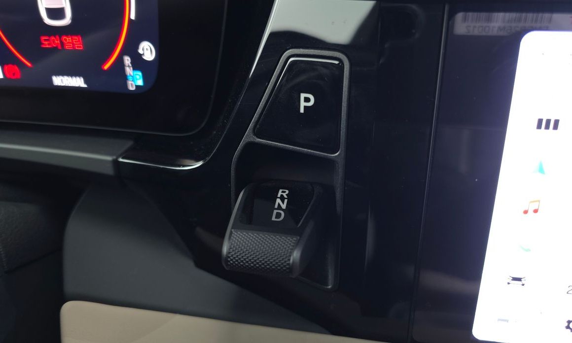 Porsche Macan 2025