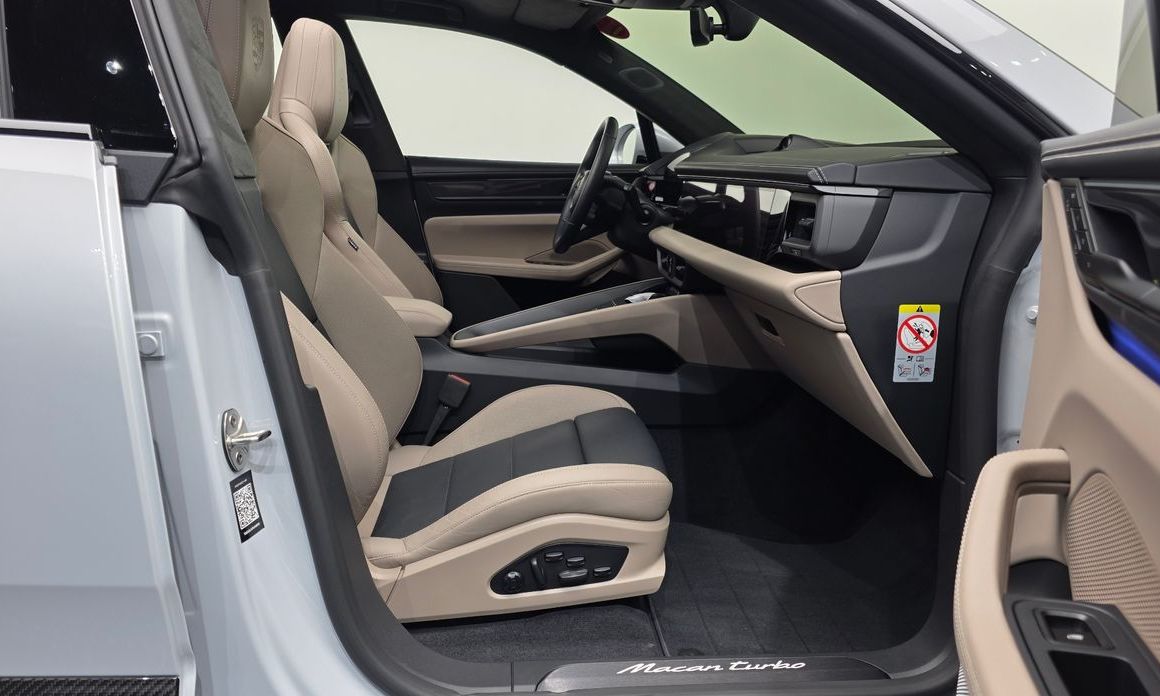 Porsche Macan 2025
