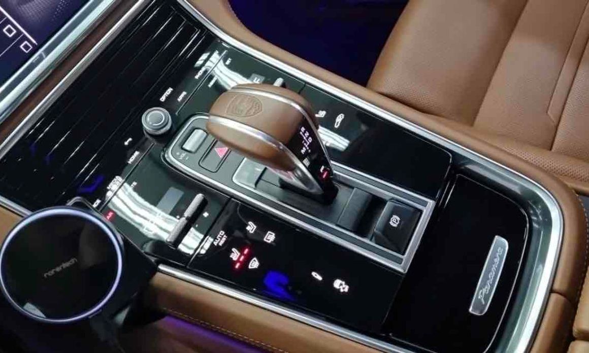 Porsche Panamera 2023