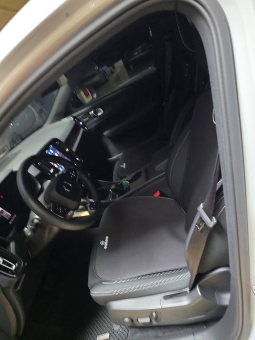 Volvo C40 2024