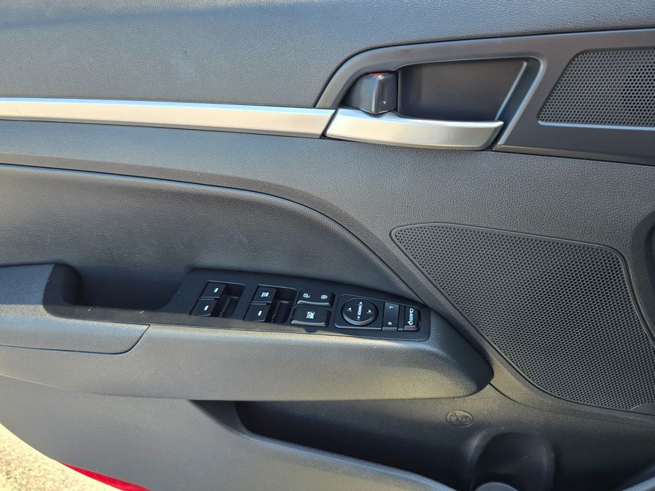 Hyundai AVANTE 2020