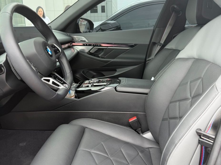 BMW 5-Series 2026