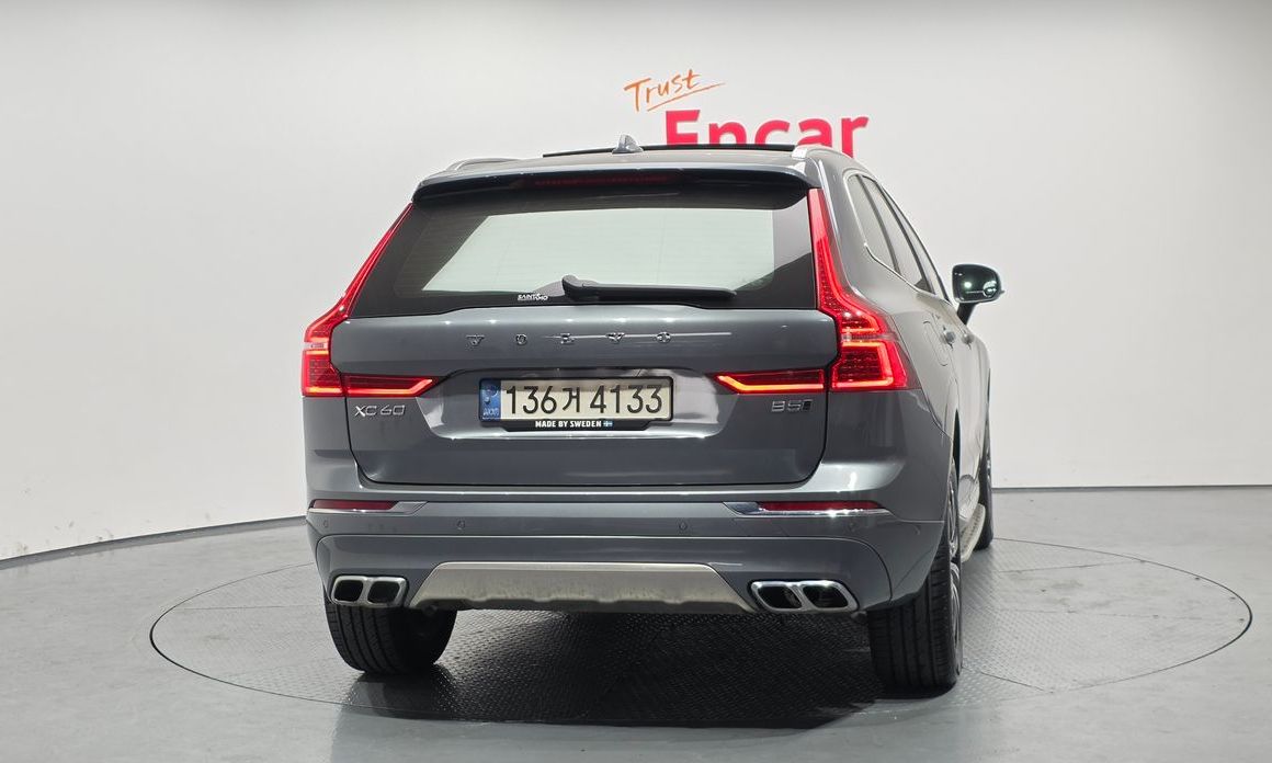 Volvo XC60 2021