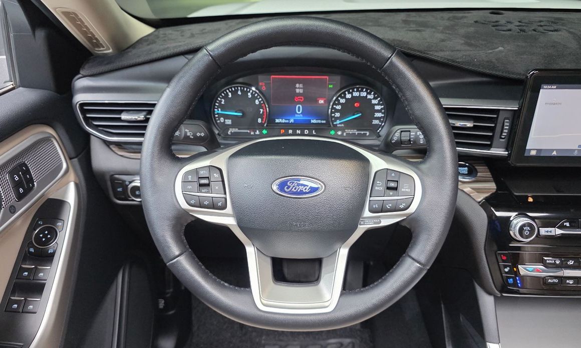 Ford Explorer 2023