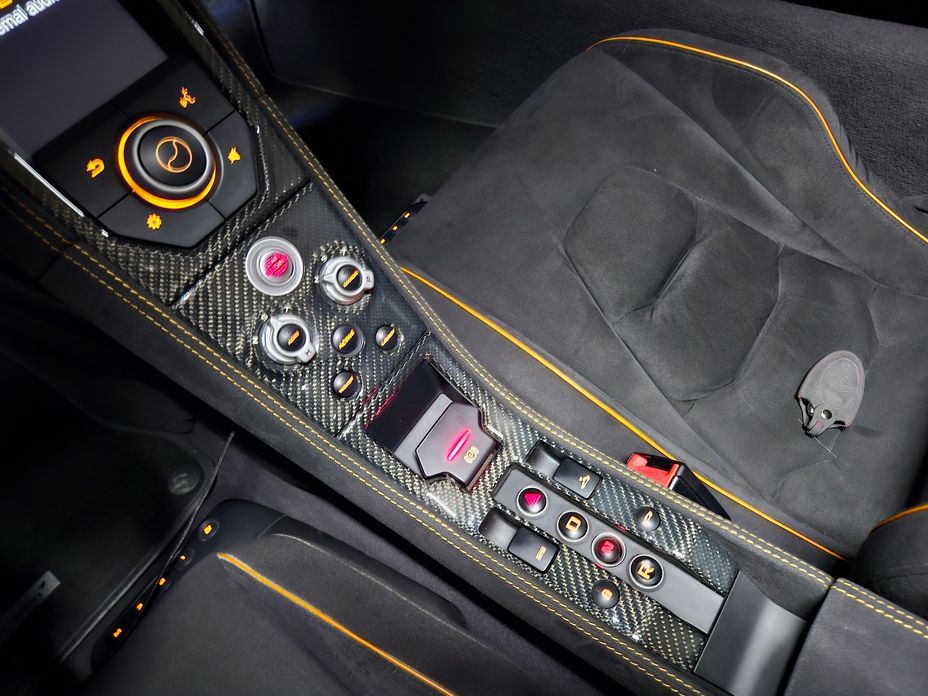 Mclaren 650S 2015