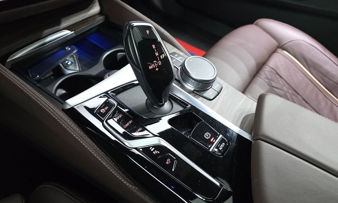 BMW 5-Series 2021