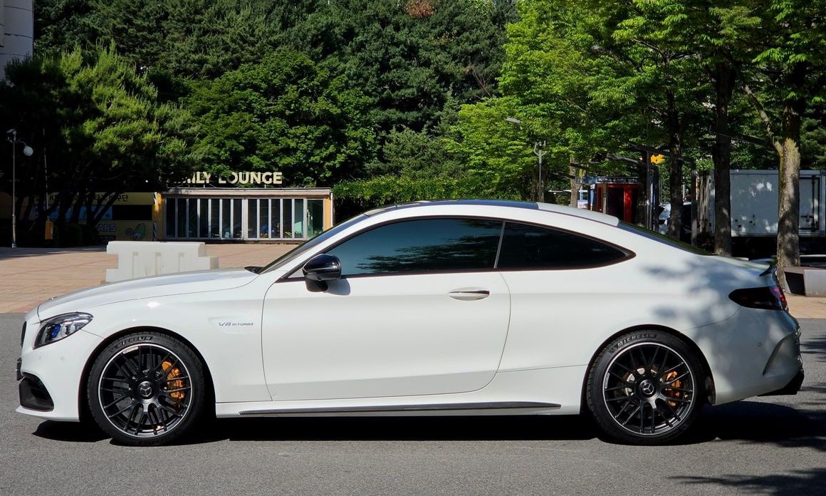 Mercedes-Benz C-Class 2020