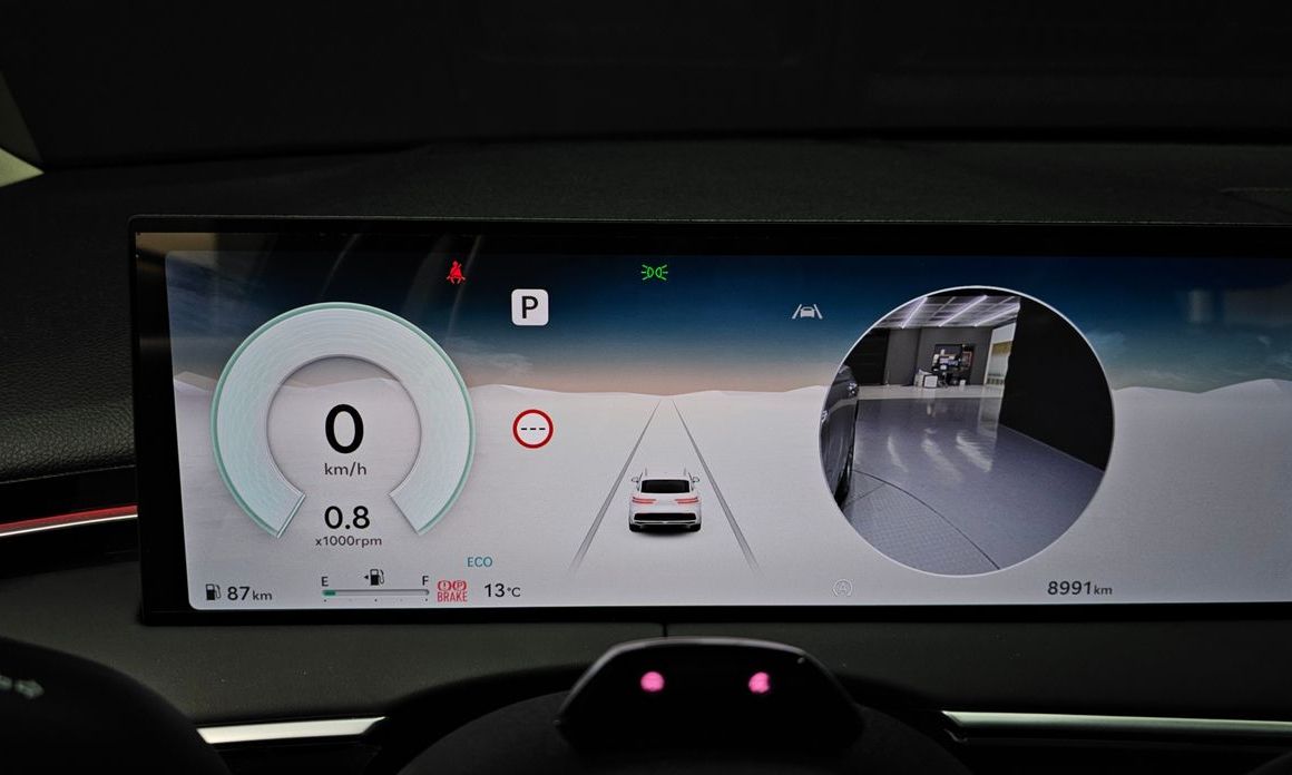 Genesis GV70 2025