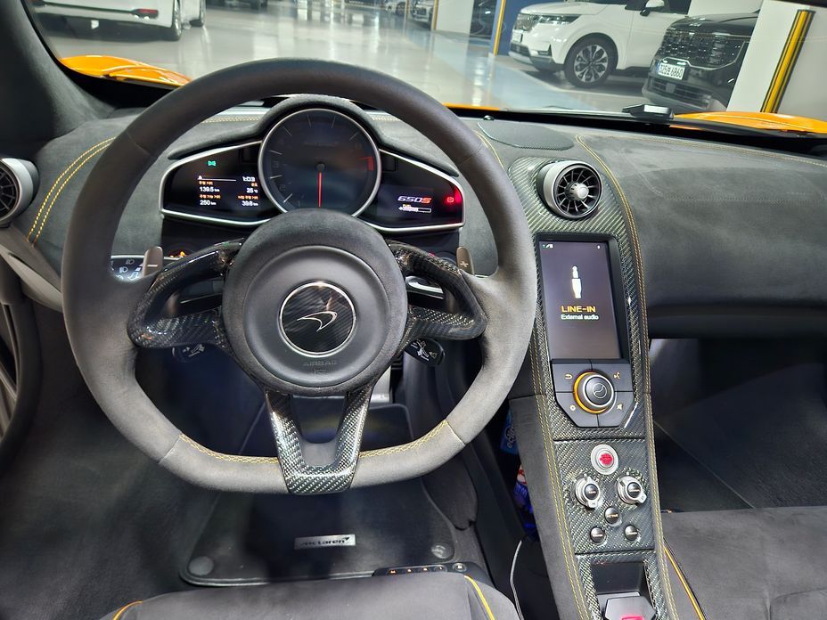 Mclaren 650S 2015
