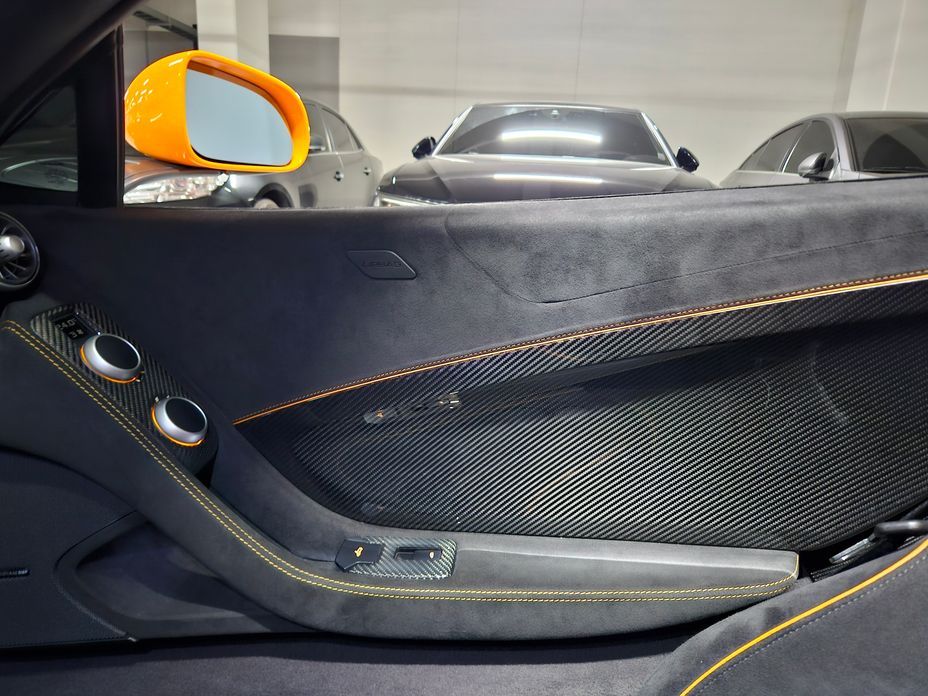 Mclaren 650S 2015