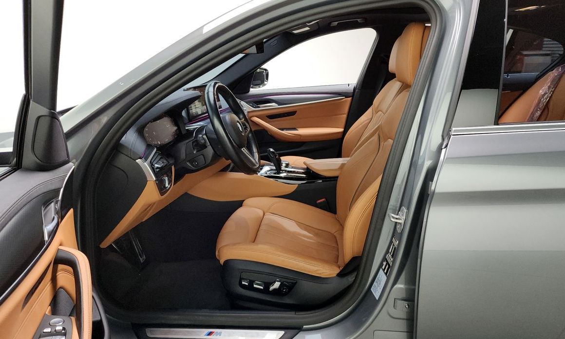 BMW 5-Series 2023