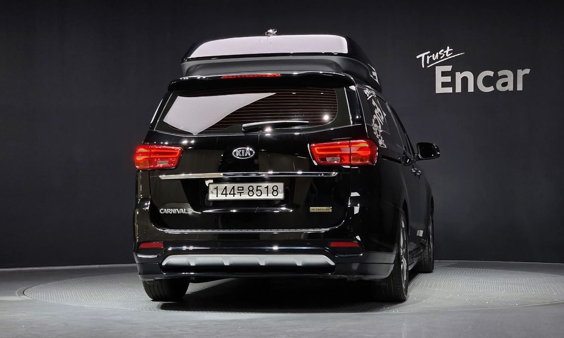 Kia Canival 2019