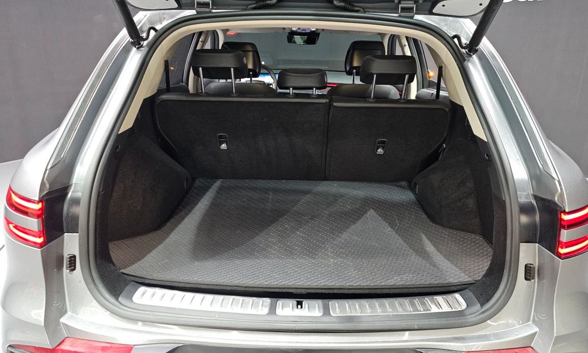 Genesis GV70 2025