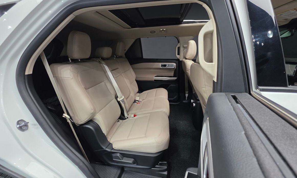 Ford Explorer 2023