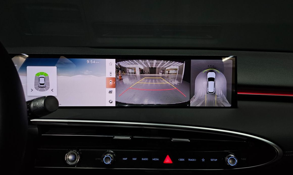 Genesis GV70 2025