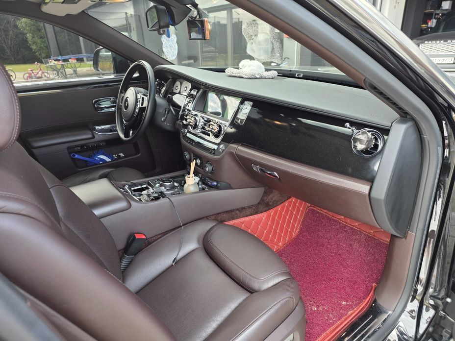 Rolls-Royce Ghost 2016