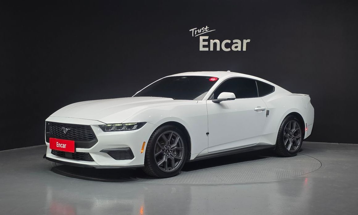 Ford Mustang 2024