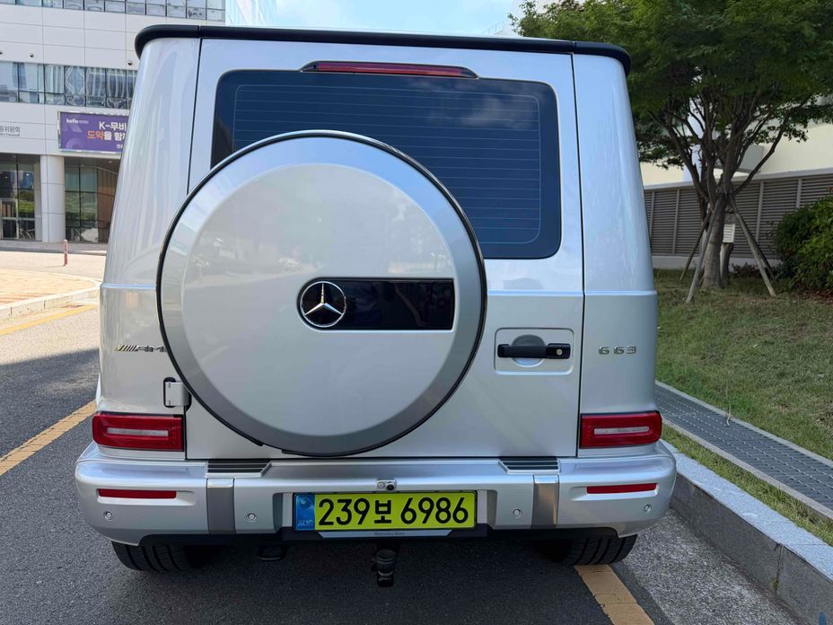 Mercedes-Benz G-Class 2025