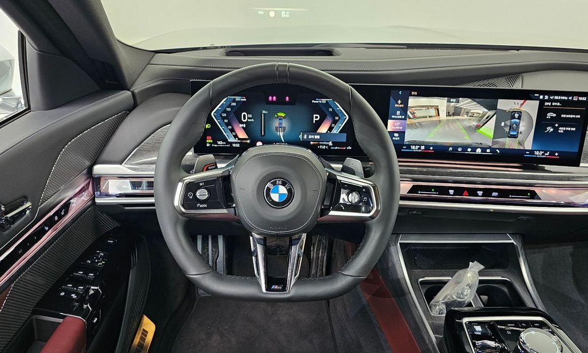 BMW 7-Series 2024
