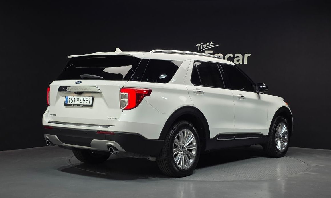 Ford Explorer 2023