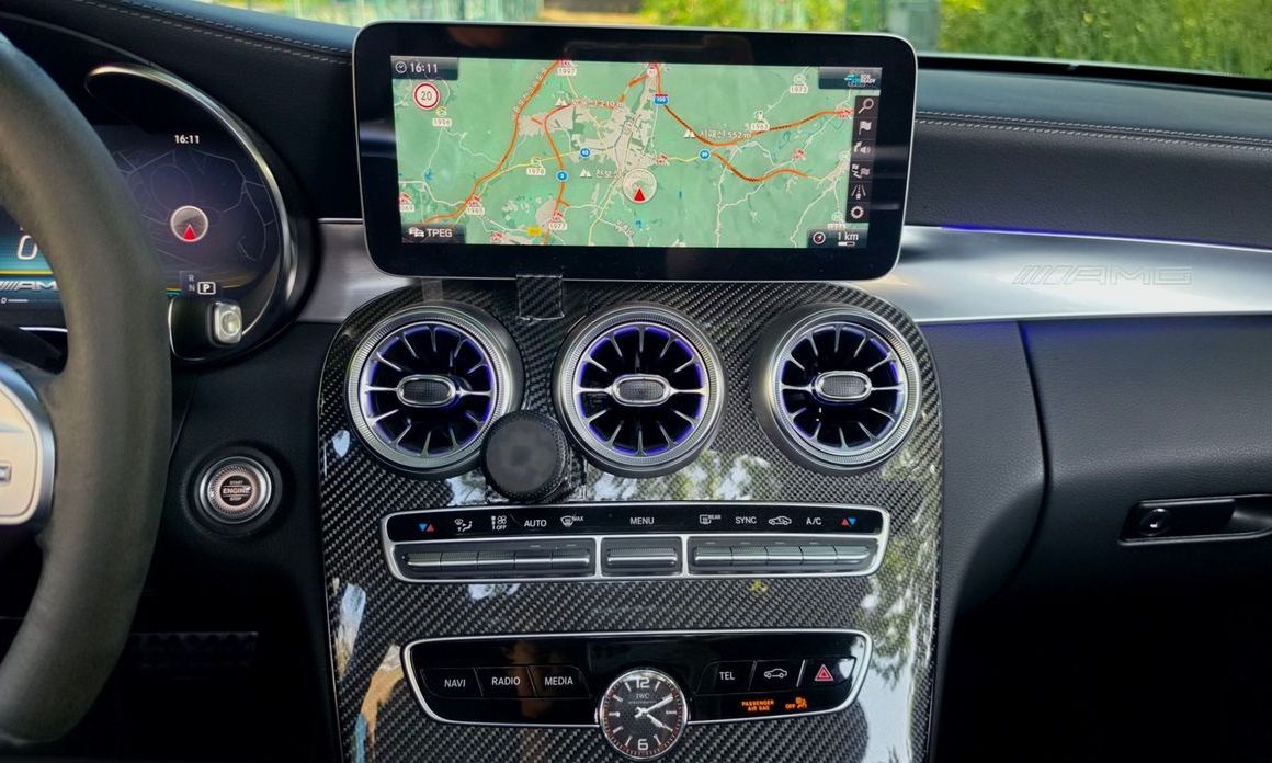 Mercedes-Benz C-Class 2020