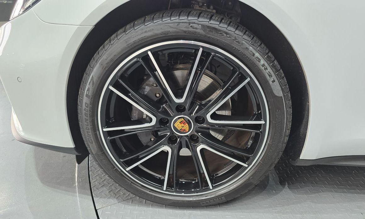 Porsche Panamera 2023