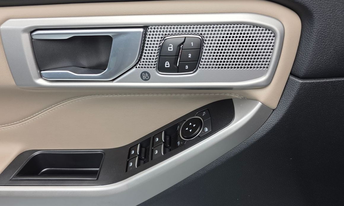 Ford Explorer 2023