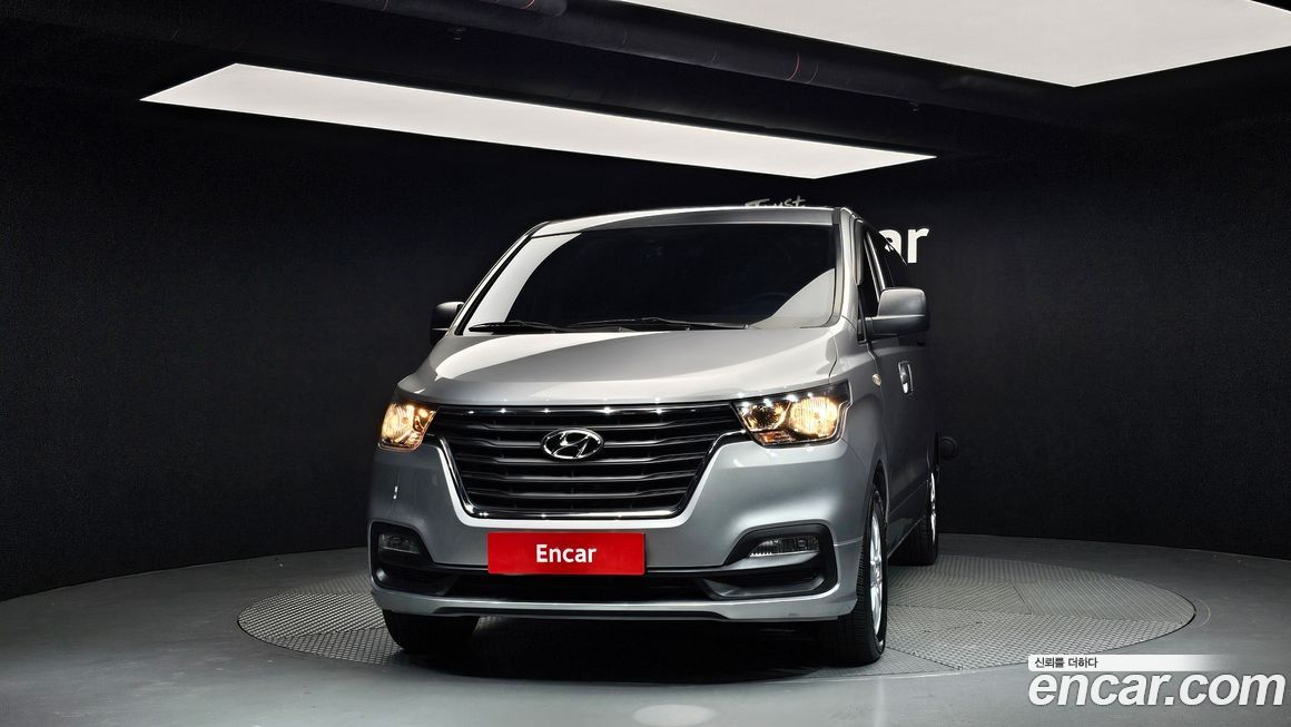 Hyundai Starex 2019