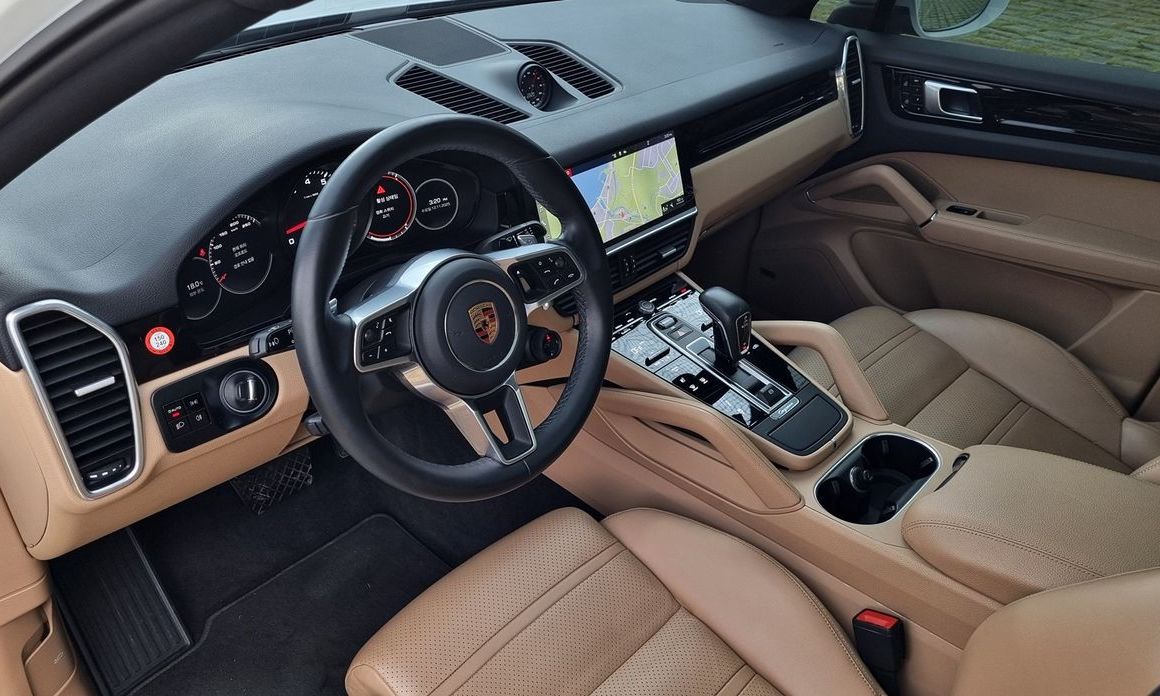 Porsche Cayenne 2020