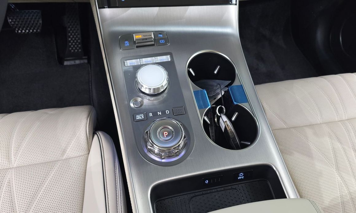 Genesis GV70 2025