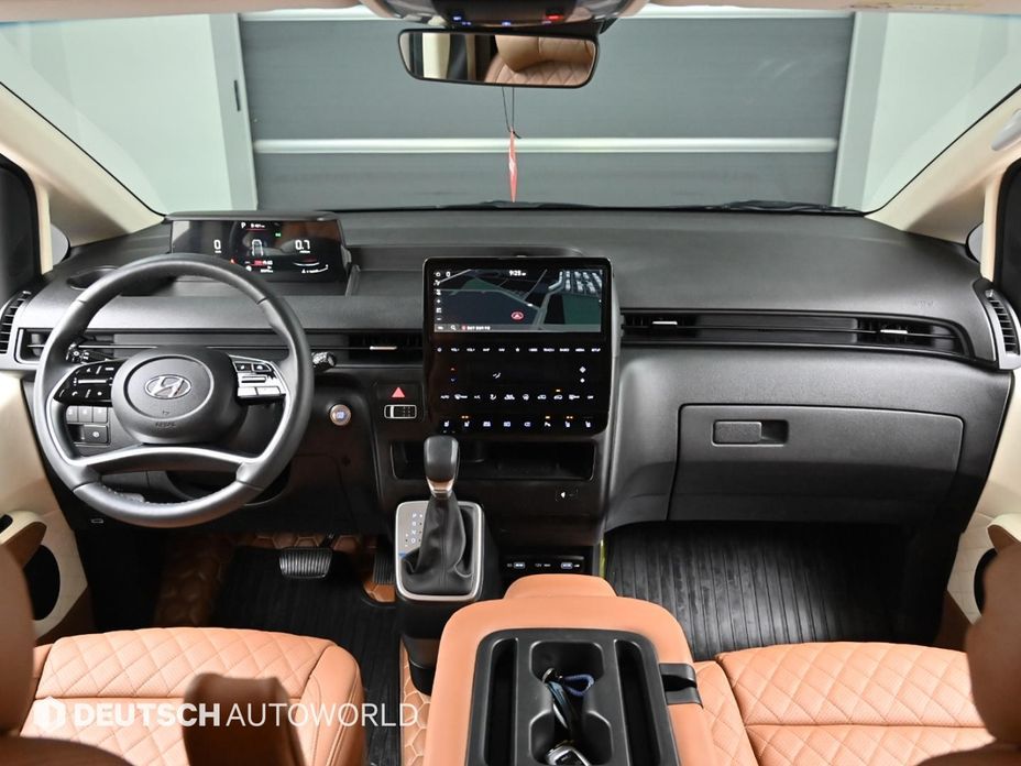 Hyundai Staria 2023