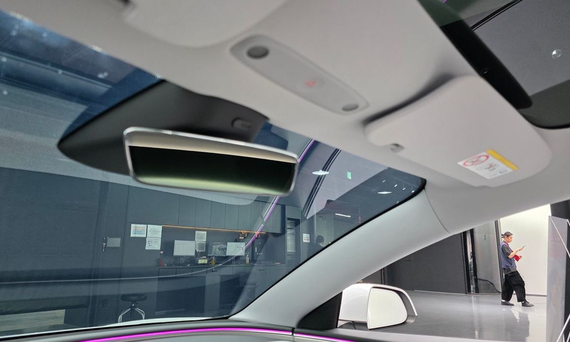 Tesla Model 3 2024